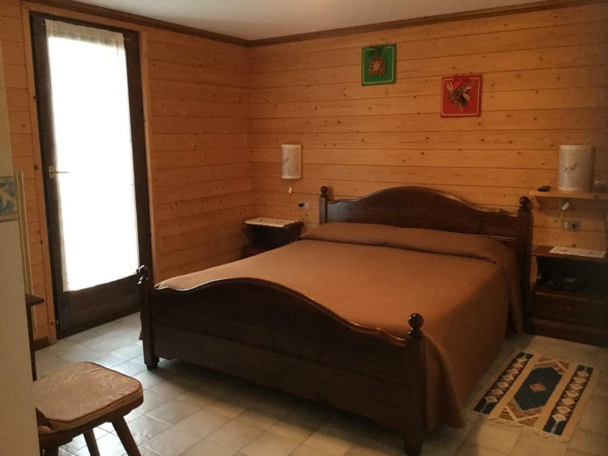 Albergo Ciori 阿西阿高 外观 照片