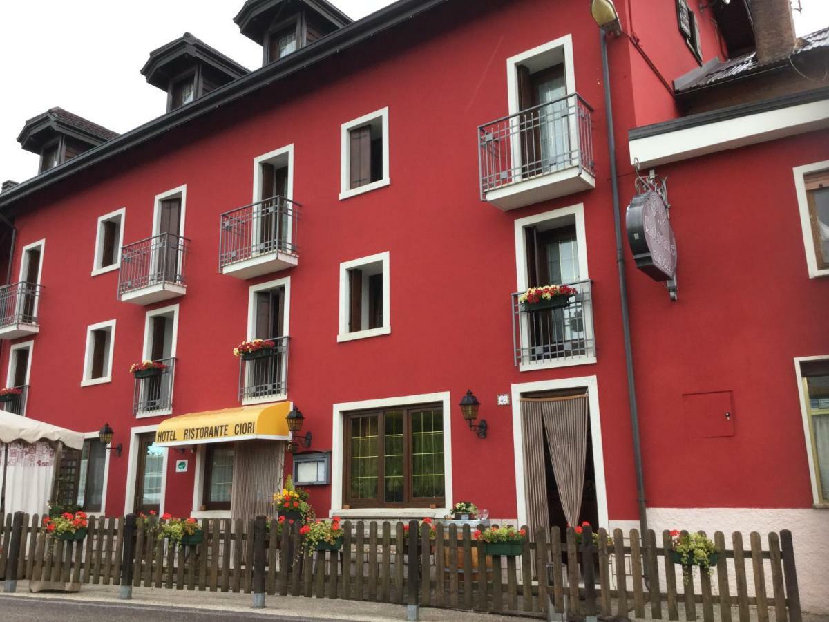 Albergo Ciori 阿西阿高 外观 照片